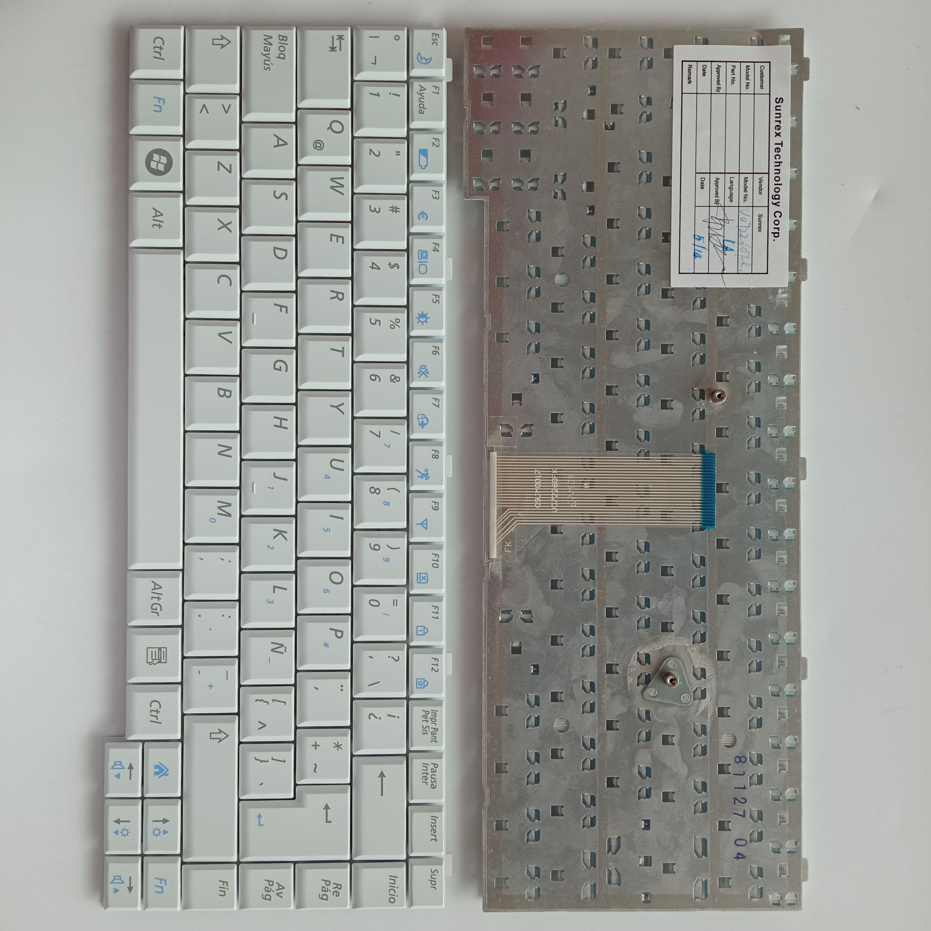 Picture of New Replacement Laptop Keyboard For SAMSUNG Q310 WHITE LA Layout